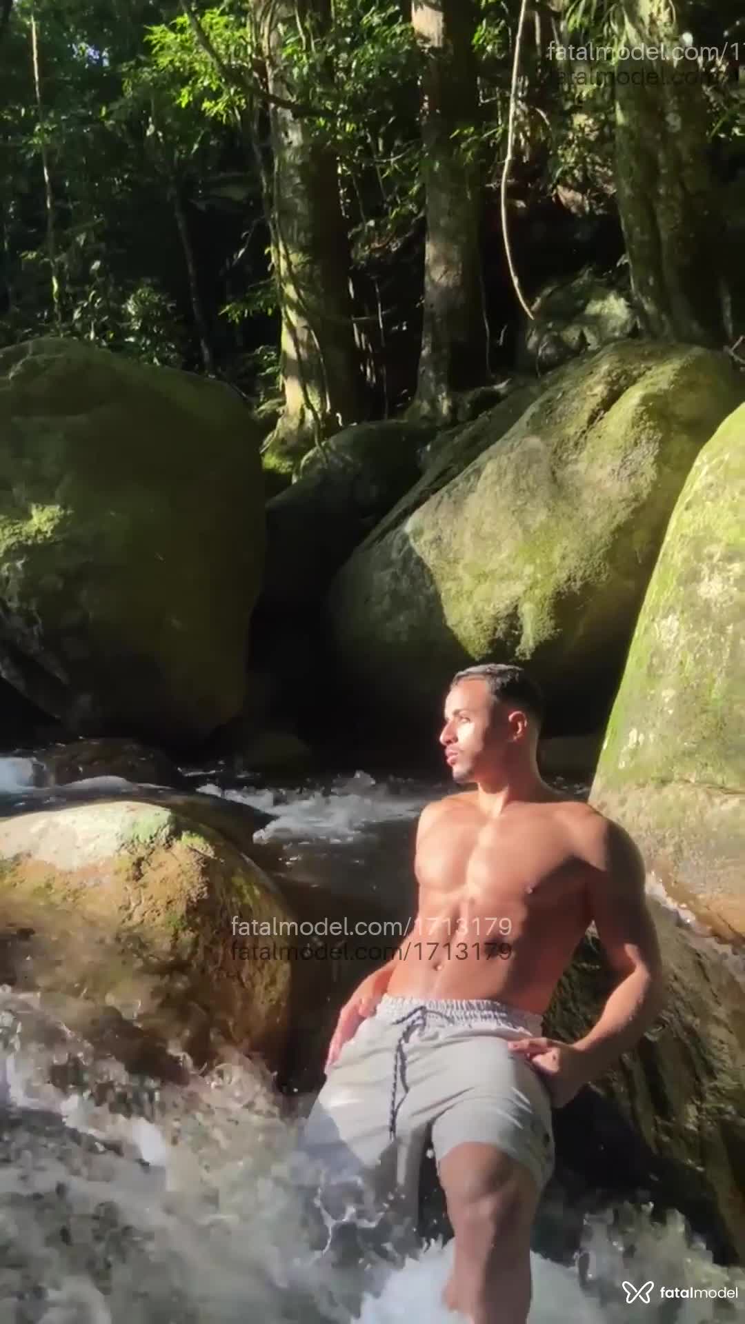 Acompanhante homem morena (o) de olhos castanhos em Rio de Janeiro - Kaio Rodrigues