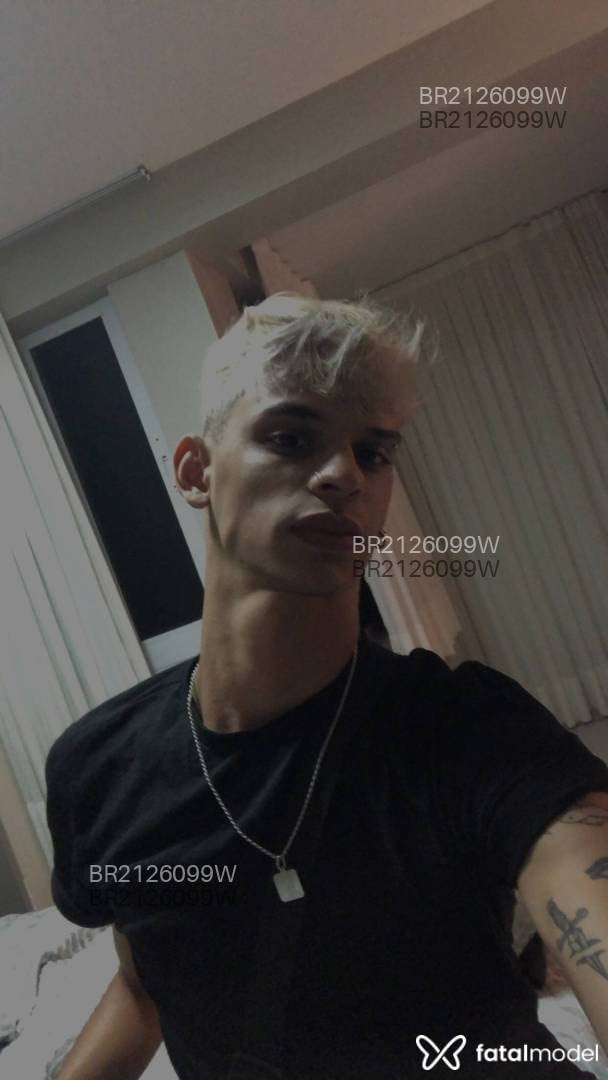Acompanhante homem loira (o) de olhos castanhos em Rio de Janeiro - Levyer