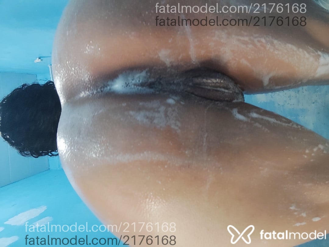 Acompanhante mulher com cabelo colorido de olhos castanhos em Ananindeua - úrsula Castro