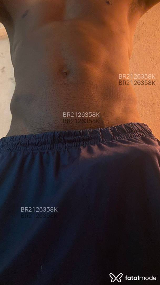 Acompanhante homem morena (o) de olhos pretos em Virtual Acompanhante homem morena (o) de olhos pretos em Virtual - Rafael Brownx