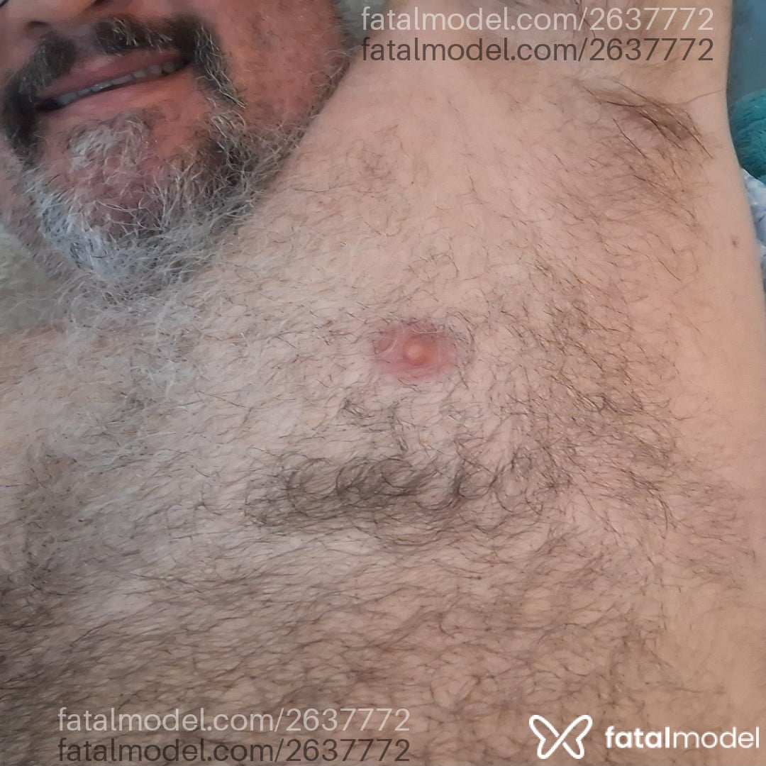 Acompanhante homem com cabelo grisalho de olhos castanhos em Rio de Janeiro - Nick Horn