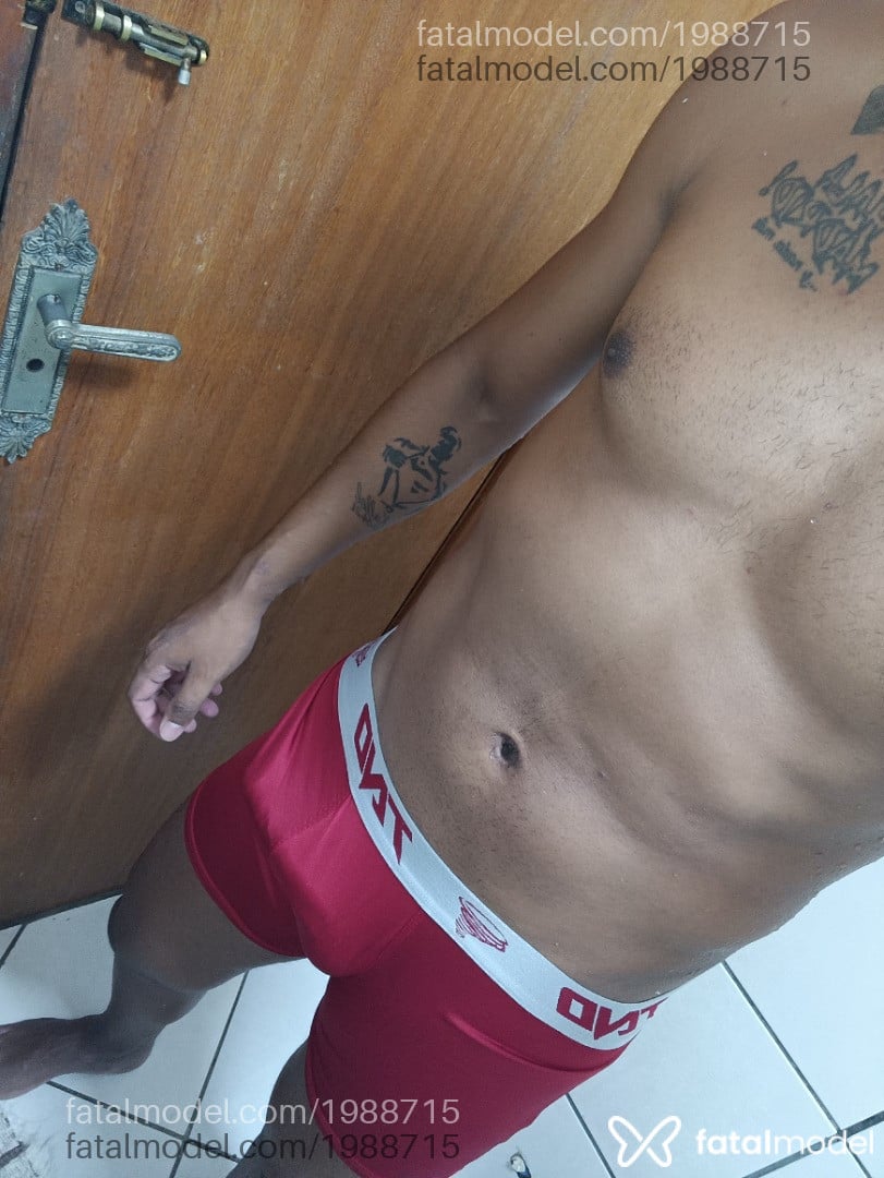 Acompanhante homem morena (o) de olhos castanhos - Walison