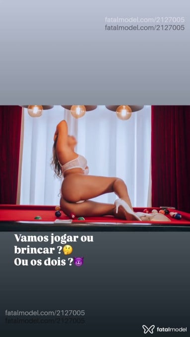 Acompanhante mulher com cabelo castanho de olhos castanhos - Anne