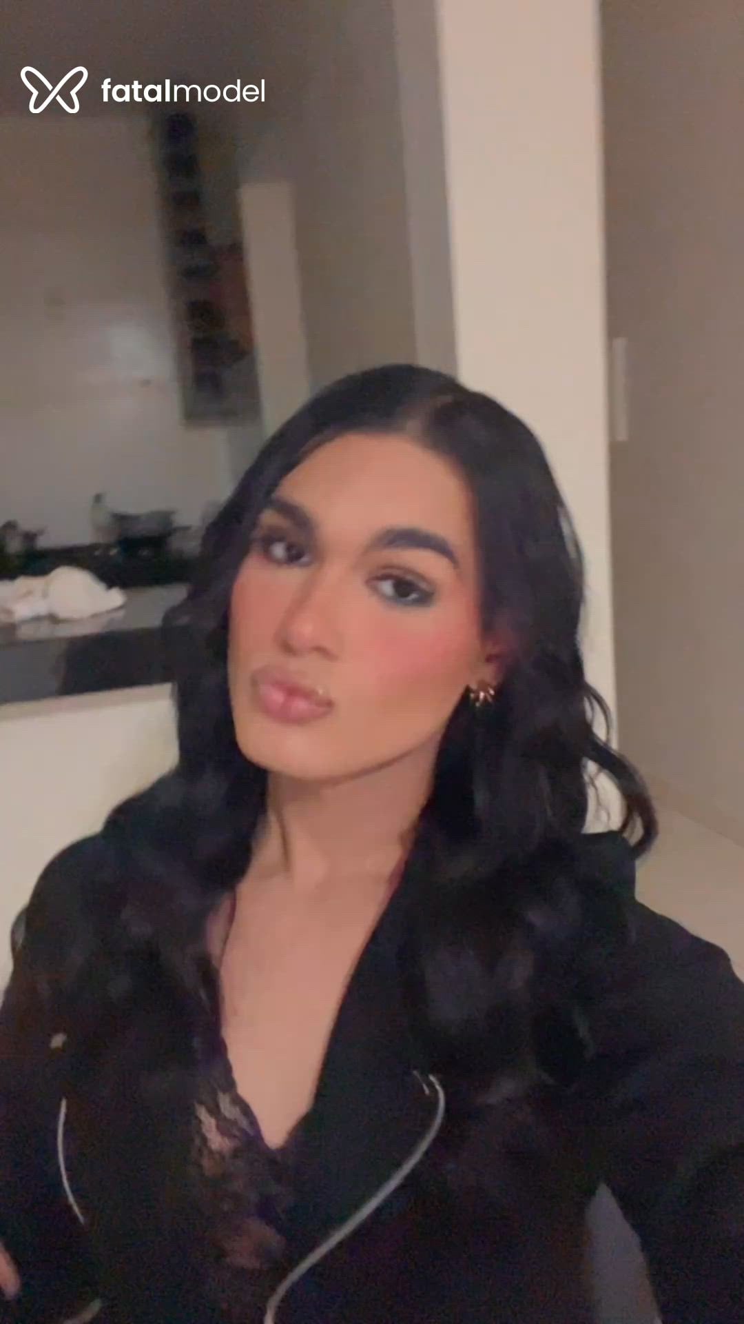 Acompanhante mulher trans morena (o) de olhos castanhos - Zaira Acompanhante mulher trans morena (o) de olhos castanhos - Zaira