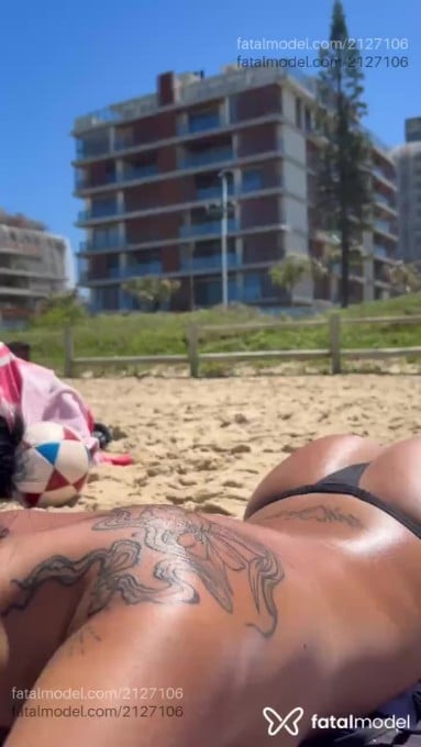 Acompanhante mulher morena (o) de olhos castanhos em Balneário Camboriú - Júlia Fernandes