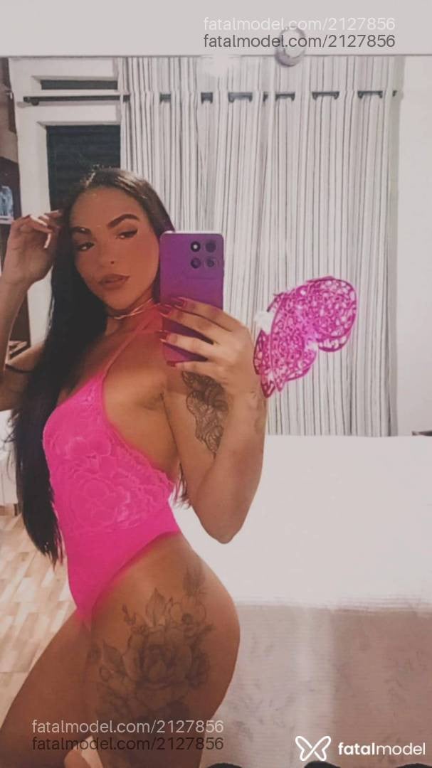 Acompanhante mulher com cabelo castanho de olhos pretos - Laís