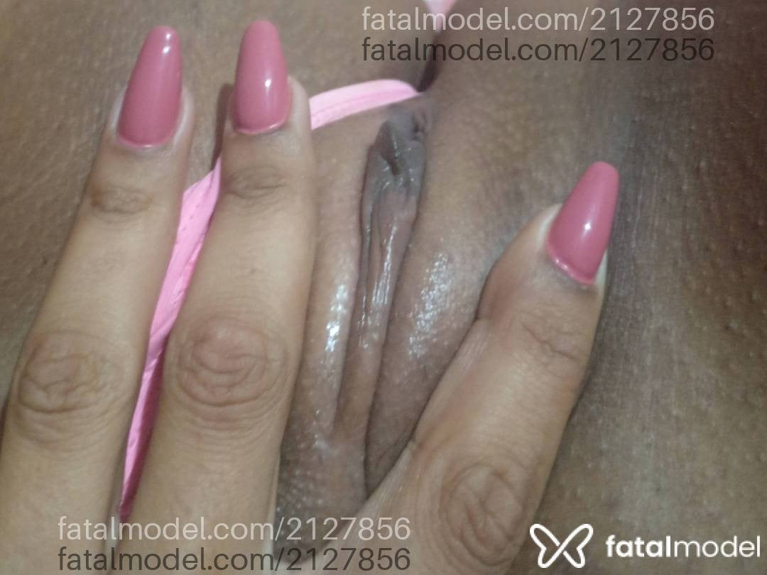 Acompanhante mulher com cabelo castanho de olhos pretos em Guaratinguetá - Laís