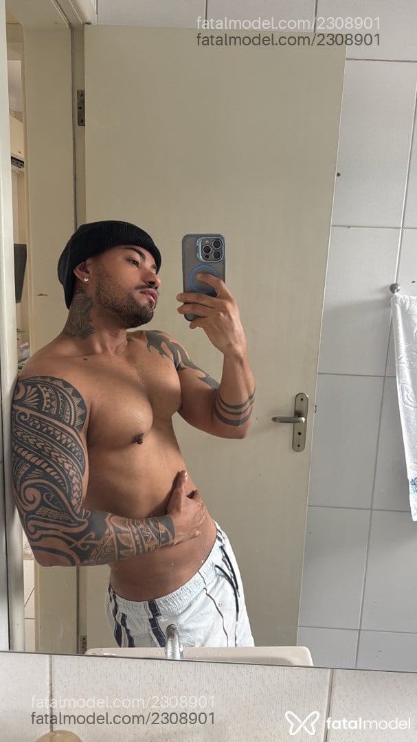 Acompanhante homem morena (o) de olhos castanhos - Kauan Acompanhante homem morena (o) de olhos castanhos - Kauan