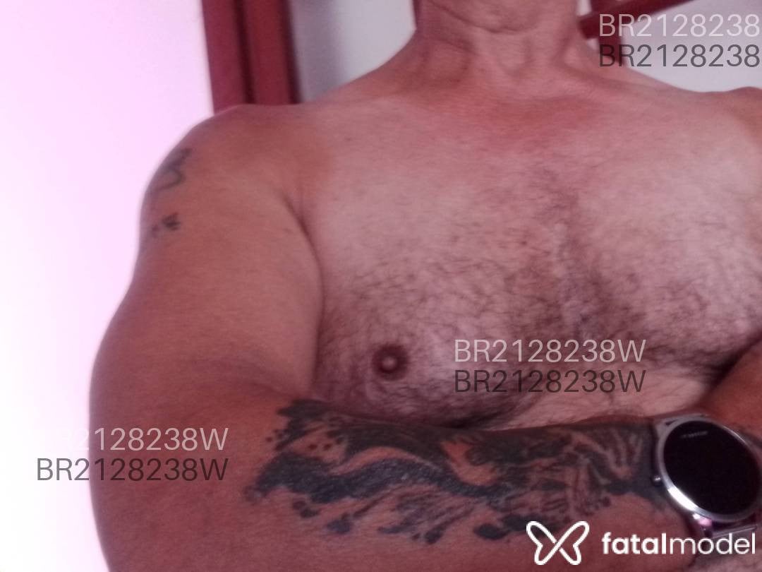 Acompanhante homem com cabelo castanho de olhos castanhos em Varginha Acompanhante homem com cabelo castanho de olhos castanhos em Varginha - Sheryf