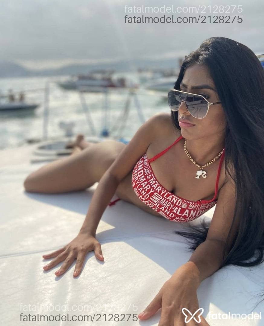Acompanhante mulher com cabelo castanho de olhos castanhos - Mirella Acompanhante mulher com cabelo castanho de olhos castanhos - Mirella