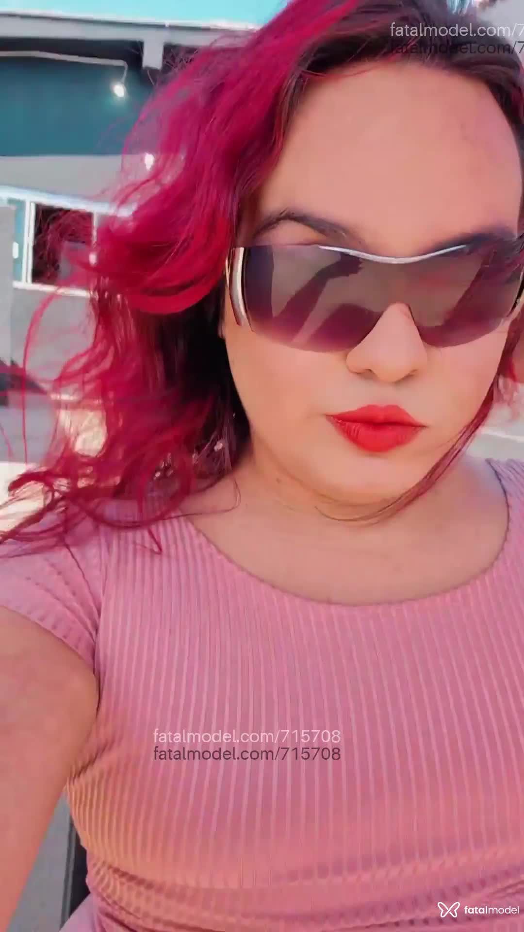 Acompanhante mulher trans ruiva (o) de olhos castanhos em Anápolis - Katy