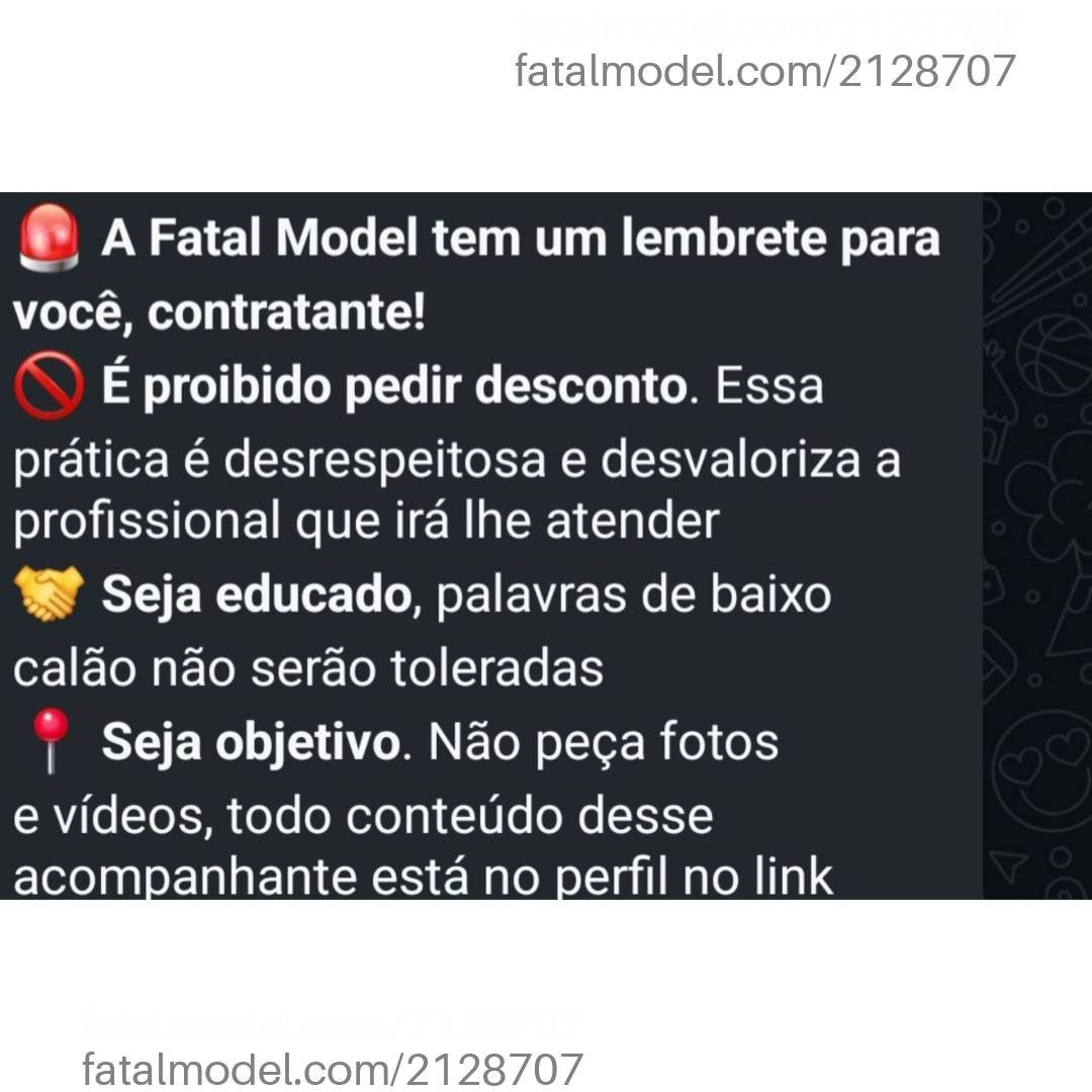 Acompanhante mulher trans com cabelo colorido de olhos castanhos - Pérola Mendonça Acompanhante mulher trans com cabelo colorido de olhos castanhos - Pérola Mendonça