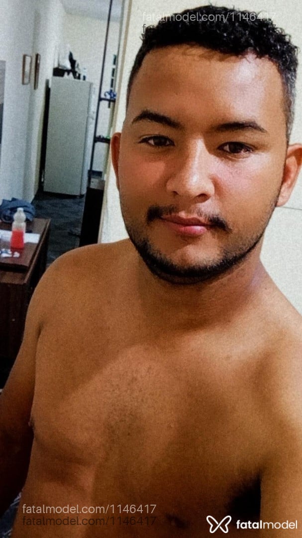 Acompanhante homem com cabelo castanho de olhos castanhos em Jundiaí Acompanhante homem com cabelo castanho de olhos castanhos em Jundiaí - Isaac