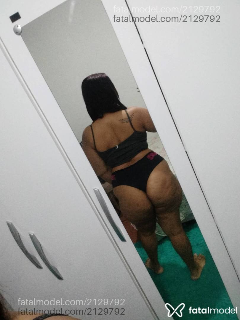 Acompanhante mulher ruiva (o) de olhos castanhos - Camila Assis
