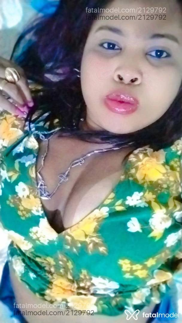 Acompanhante mulher ruiva (o) de olhos castanhos - Camila Assis
