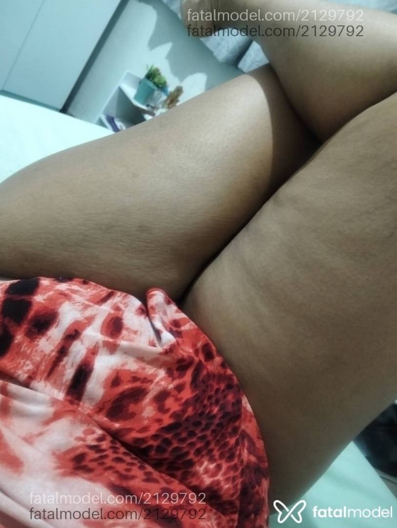 Acompanhante mulher ruiva (o) de olhos castanhos - Camila Assis