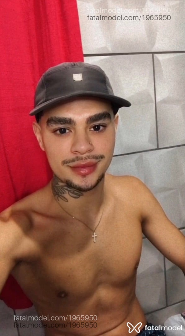 Acompanhante homem morena (o) de olhos castanhos - Gabriel