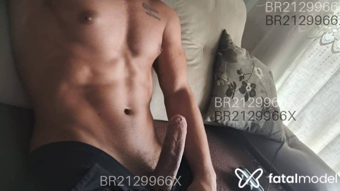 Acompanhante homem morena (o) de olhos castanhos em Rio de Janeiro - Gustavo Andrade