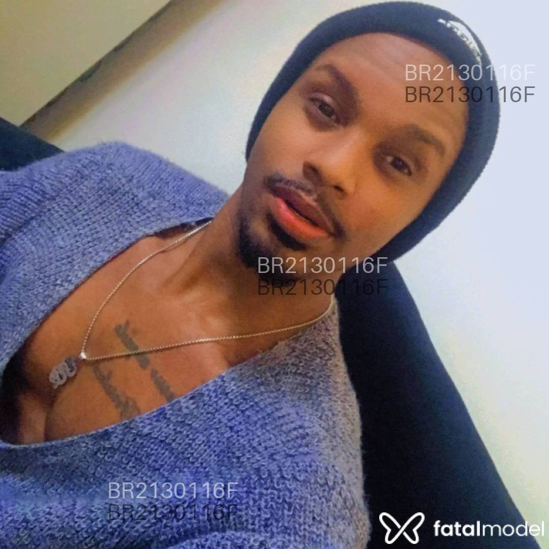 Acompanhante homem com cabelo colorido de olhos castanhos em São Paulo - Dyego