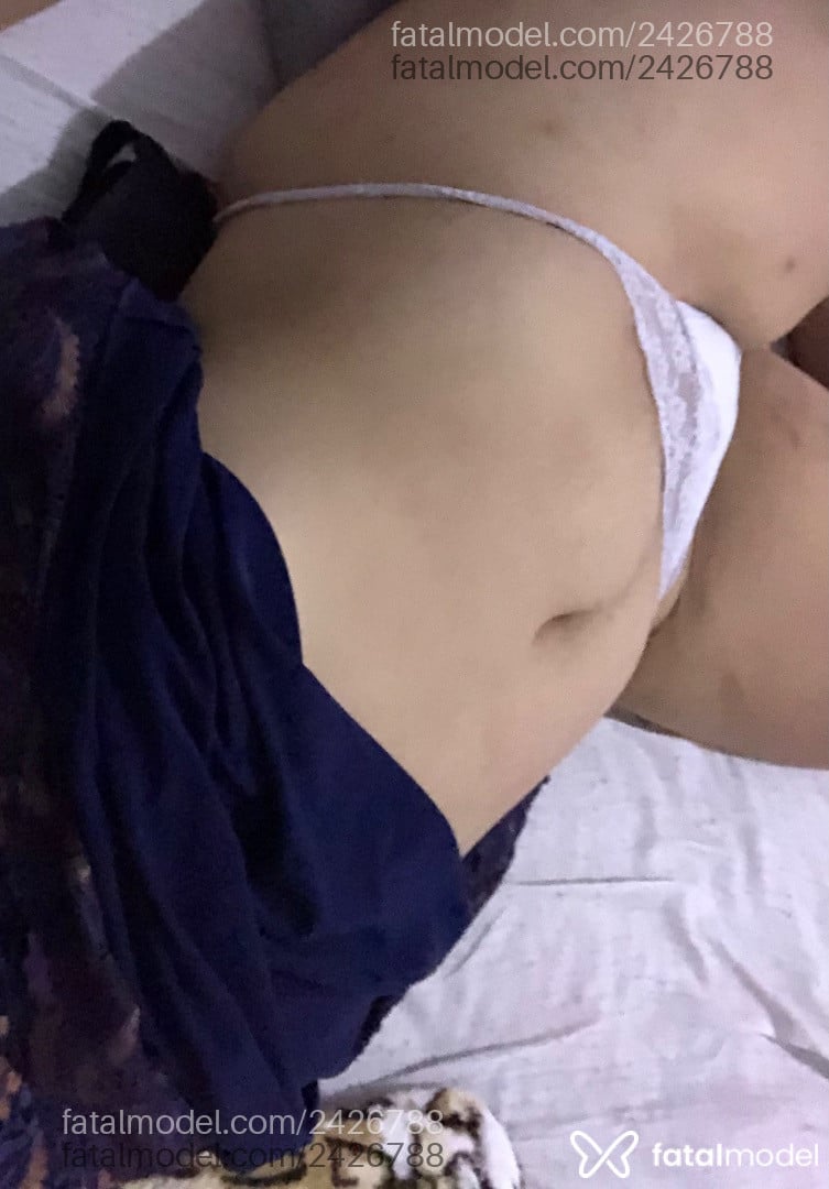 Acompanhante mulher com cabelo castanho de olhos castanhos em Goiânia - Morgana