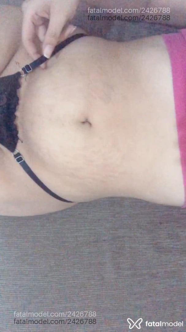 Acompanhante mulher com cabelo castanho de olhos castanhos em Goiânia - Morgana