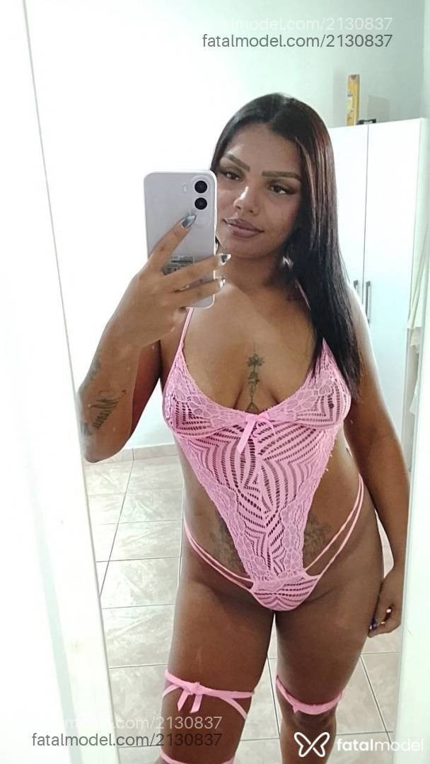Acompanhante mulher morena (o) de olhos castanhos - Caiçara