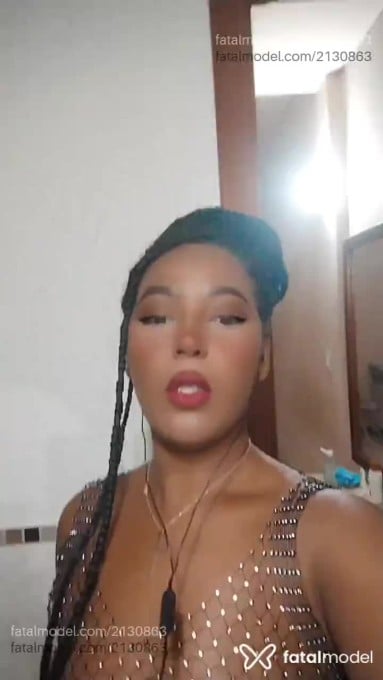 Acompanhante mulher com cabelo castanho de olhos castanhos em São José dos Campos Acompanhante mulher com cabelo castanho de olhos castanhos em São José dos Campos - Jasmim