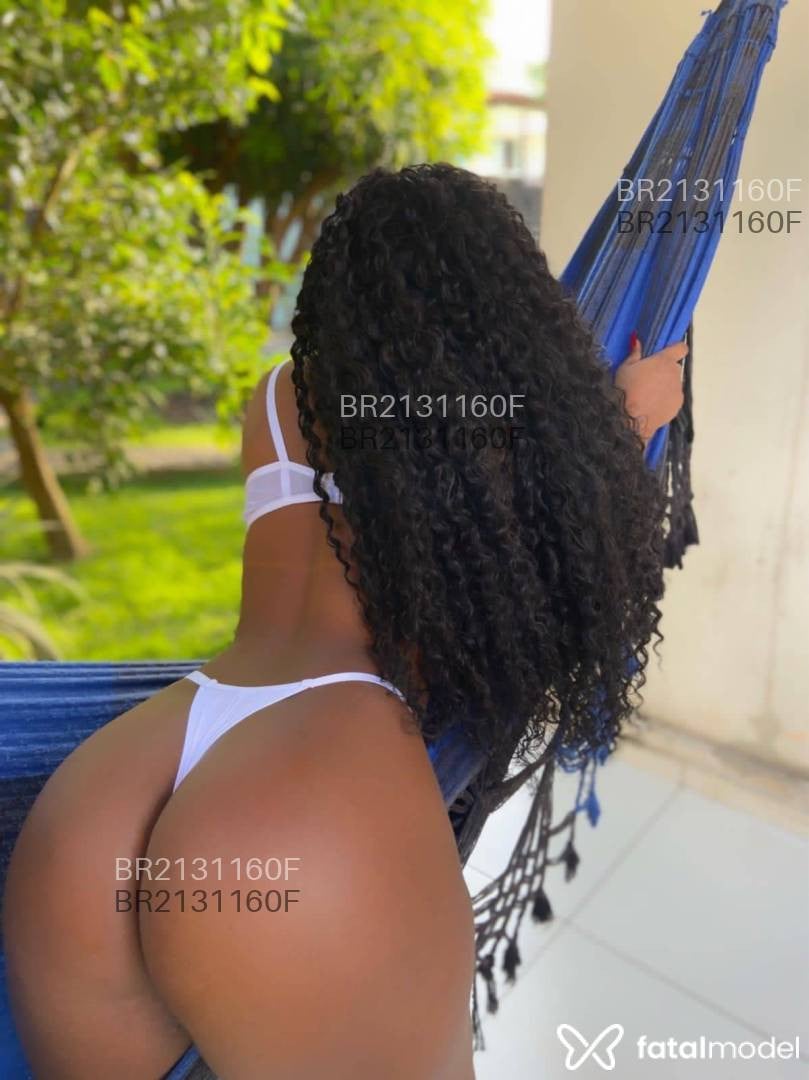 Acompanhante mulher morena (o) de olhos castanhos em Palmas Acompanhante mulher morena (o) de olhos castanhos em Palmas - Camila