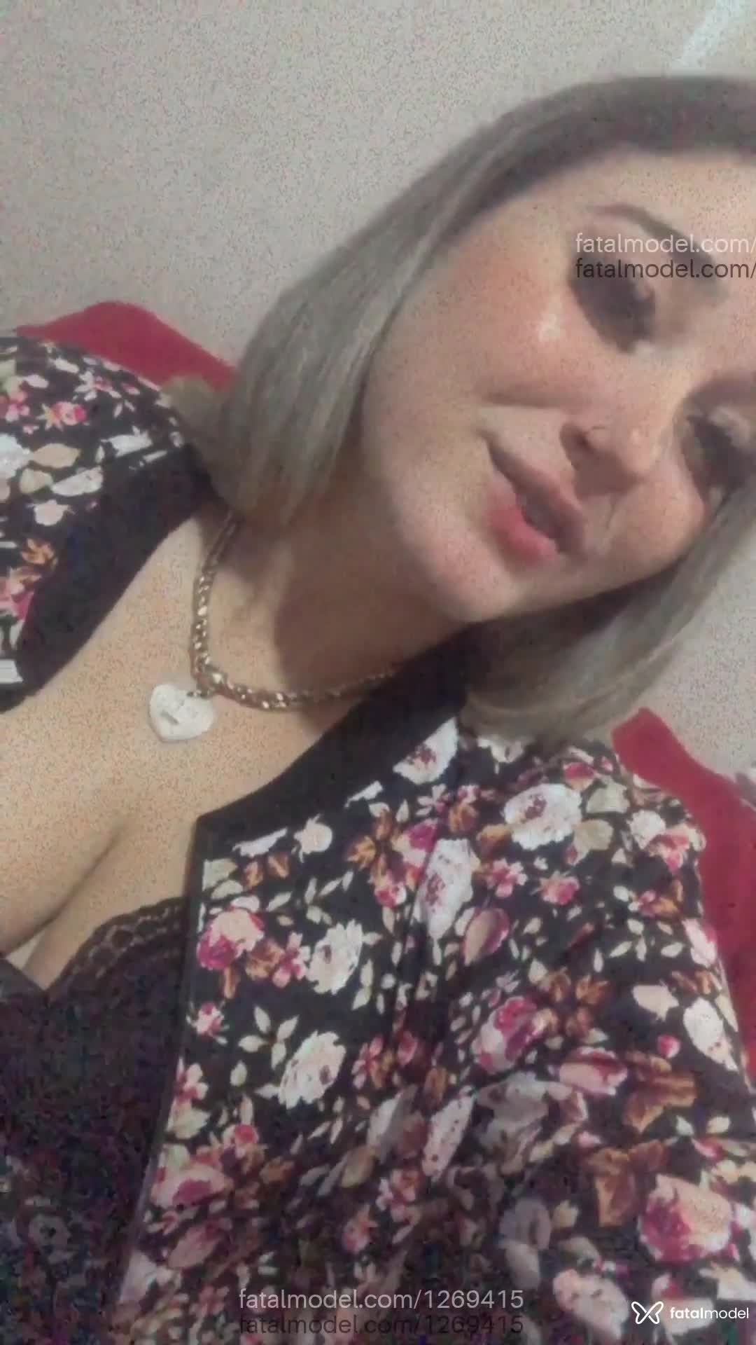Acompanhante mulher loira (o) de olhos castanhos em Matinhos - Paty Garcia