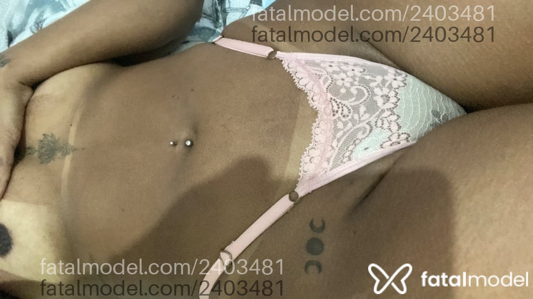 Acompanhante mulher morena (o) de olhos castanhos - Nanda Acompanhante mulher morena (o) de olhos castanhos - Nanda