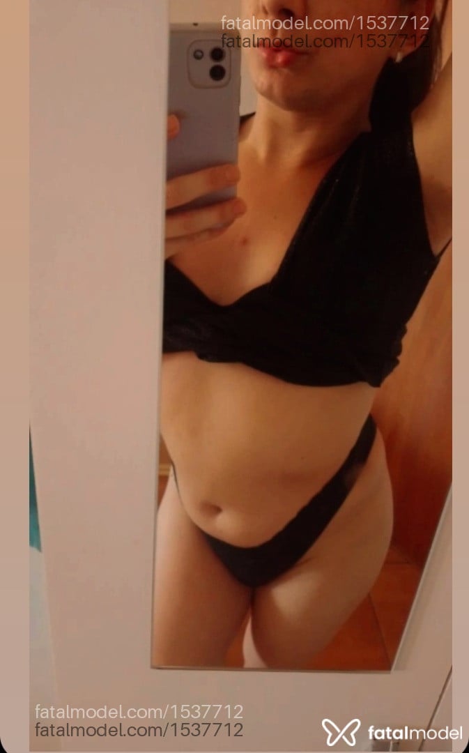 Acompanhante travesti morena (o) de olhos castanhos em Canoas - Vivi Ferraz