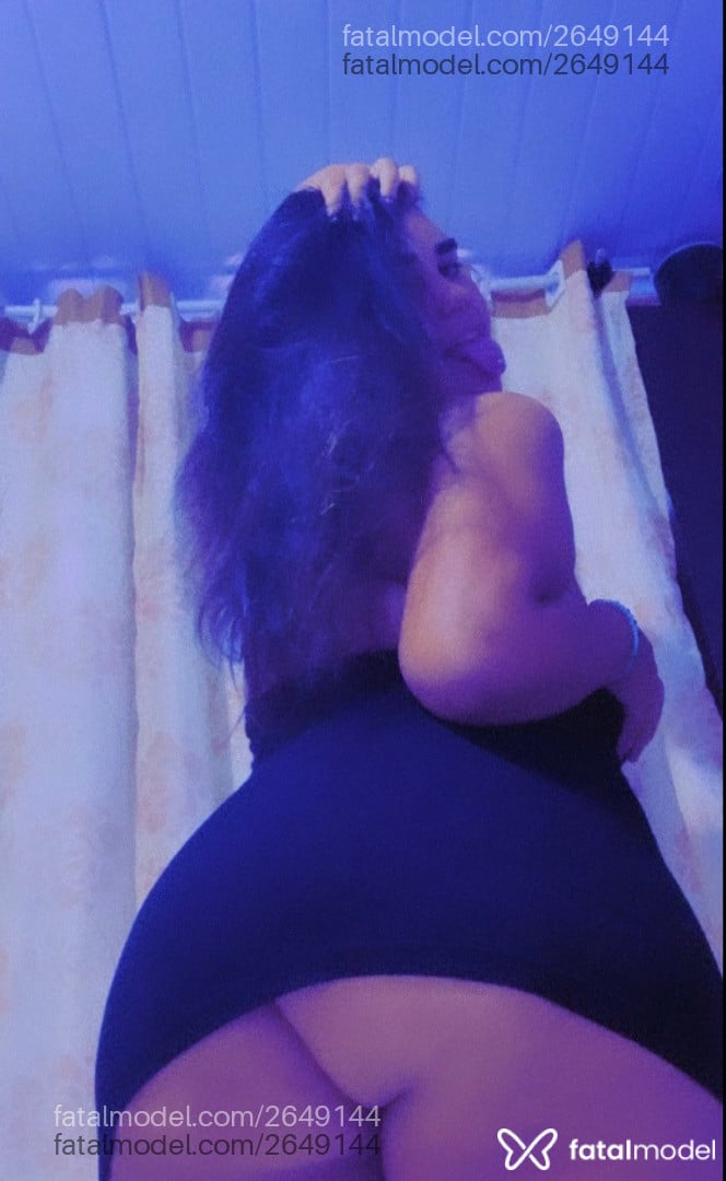 Acompanhante mulher com cabelo castanho de olhos castanhos em Virtual - Eveee