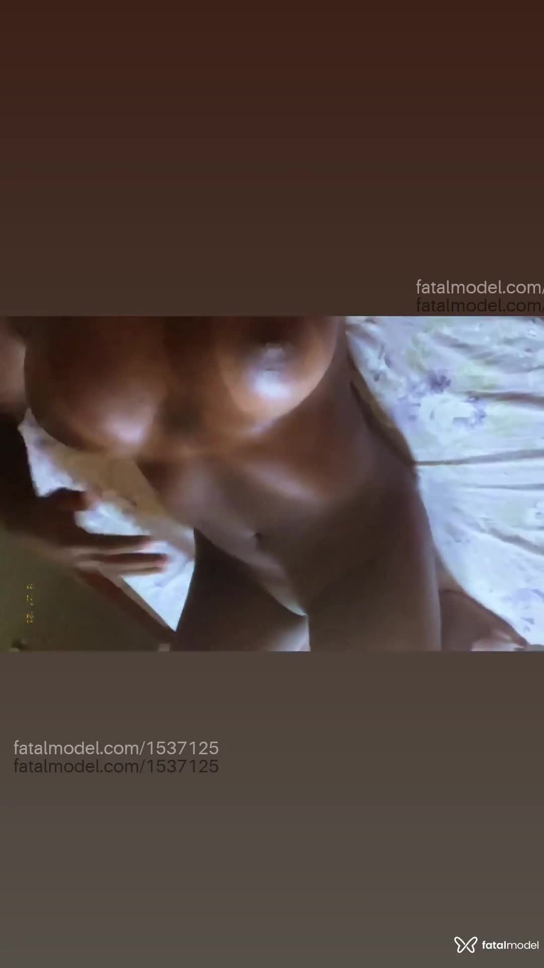 Acompanhante mulher morena (o) de olhos castanhos em Macaé - Rebecca