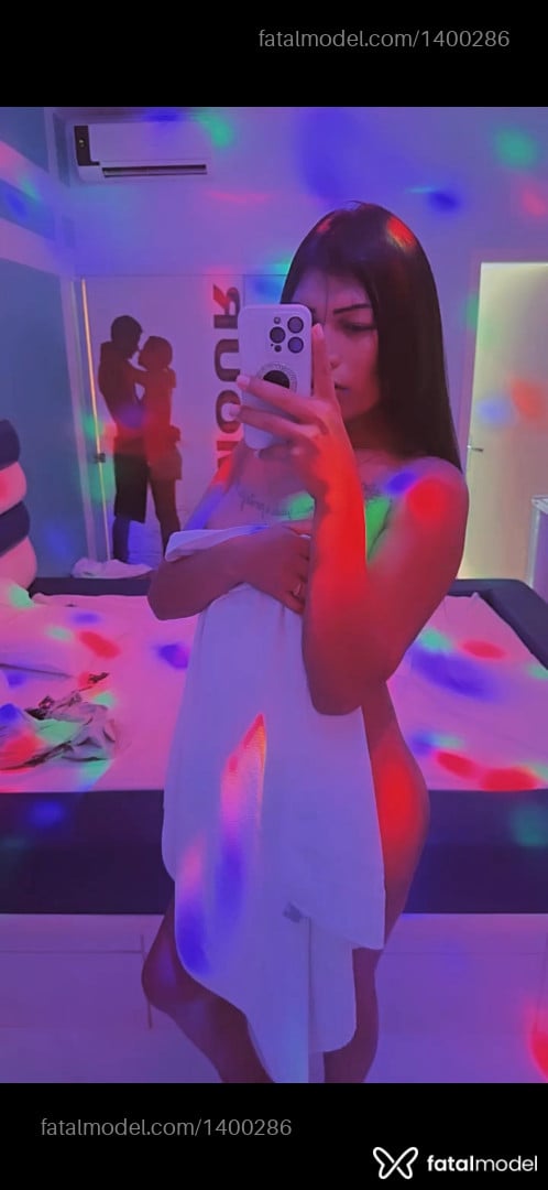 Acompanhante travesti com cabelo castanho de olhos castanhos em Cuiabá - Kettlynn alfreitas
