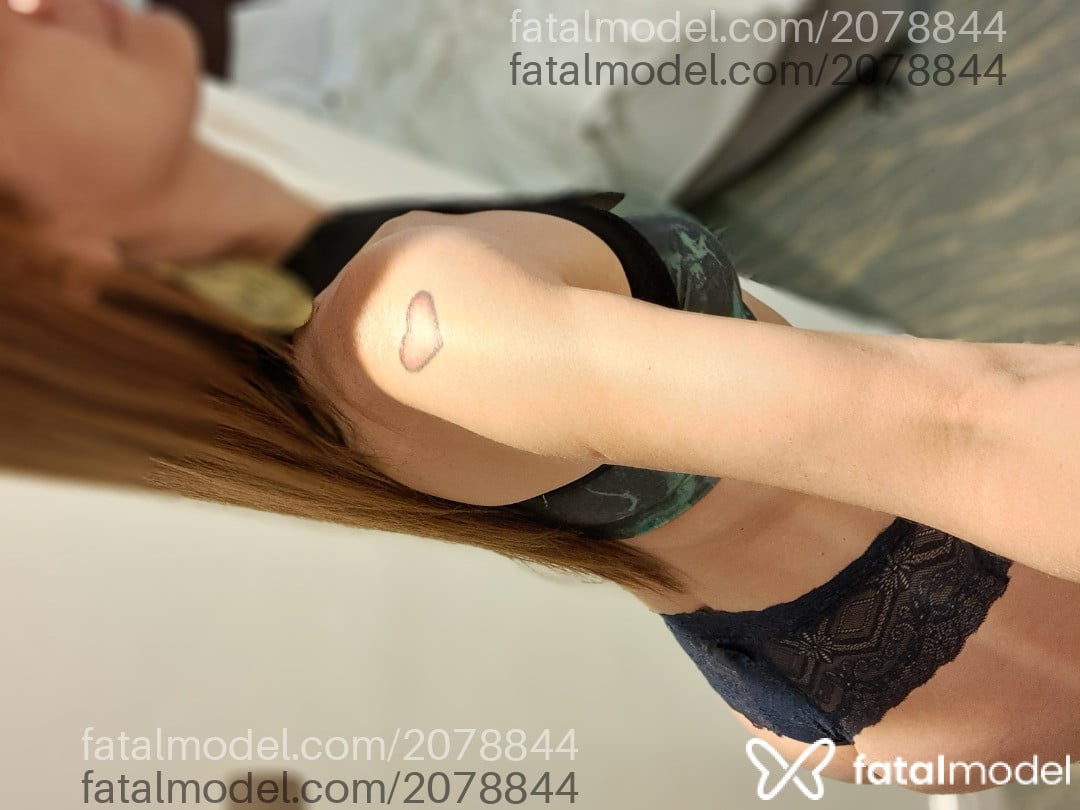 Acompanhante mulher ruiva (o) de olhos castanhos em Rio de Janeiro - Carla