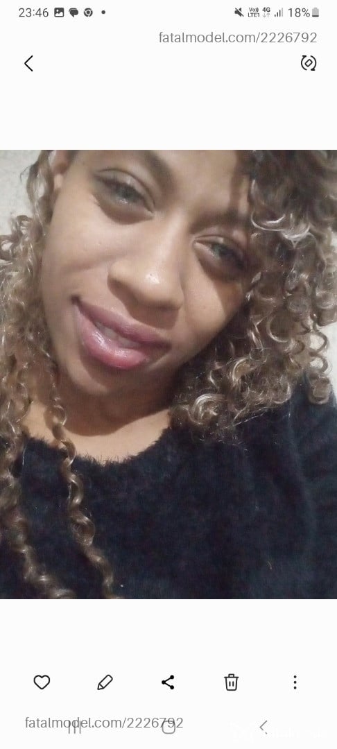 Acompanhante mulher ruiva (o) de olhos verdes em Belo Horizonte - Fernanda