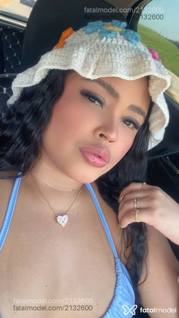 Acompanhante mulher morena (o) de olhos castanhos - Laís Brandão