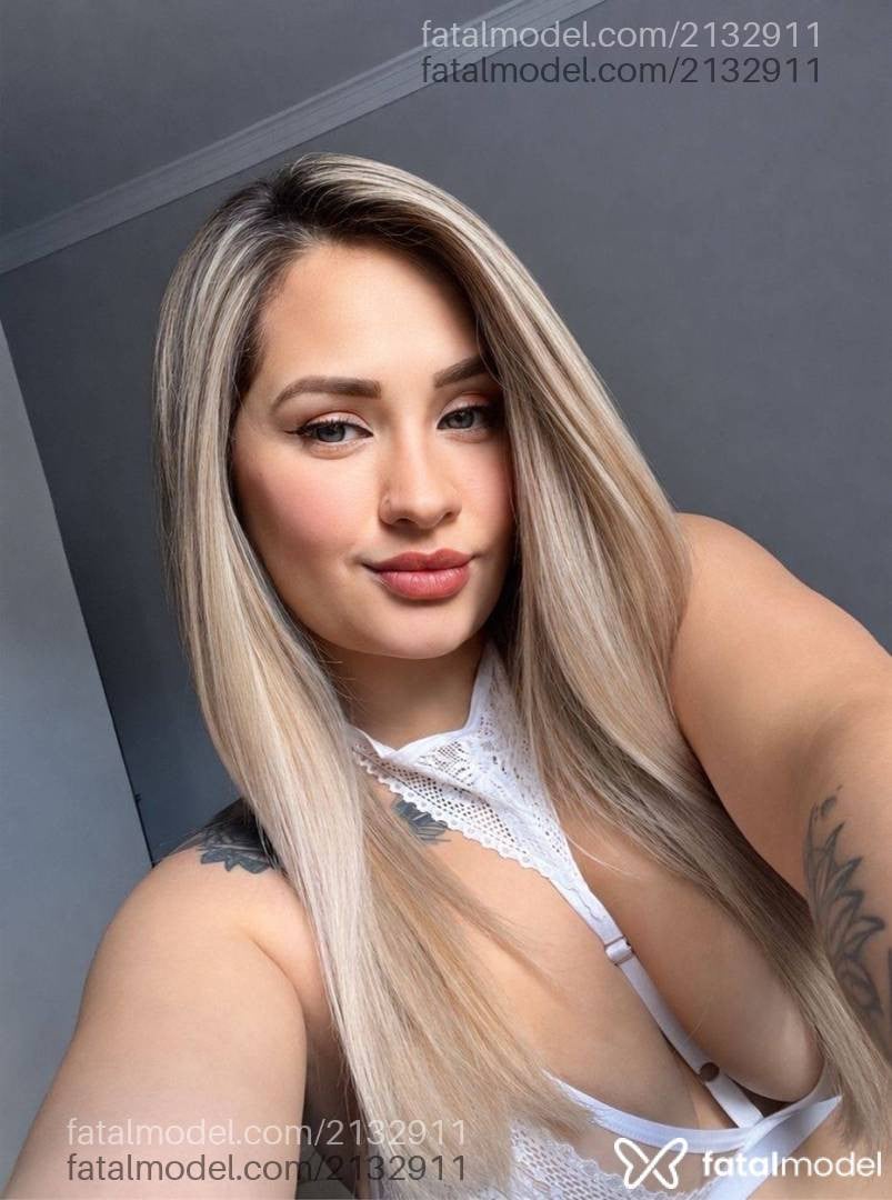Acompanhante mulher loira (o) de olhos verdes em Catalão - Serena Lima