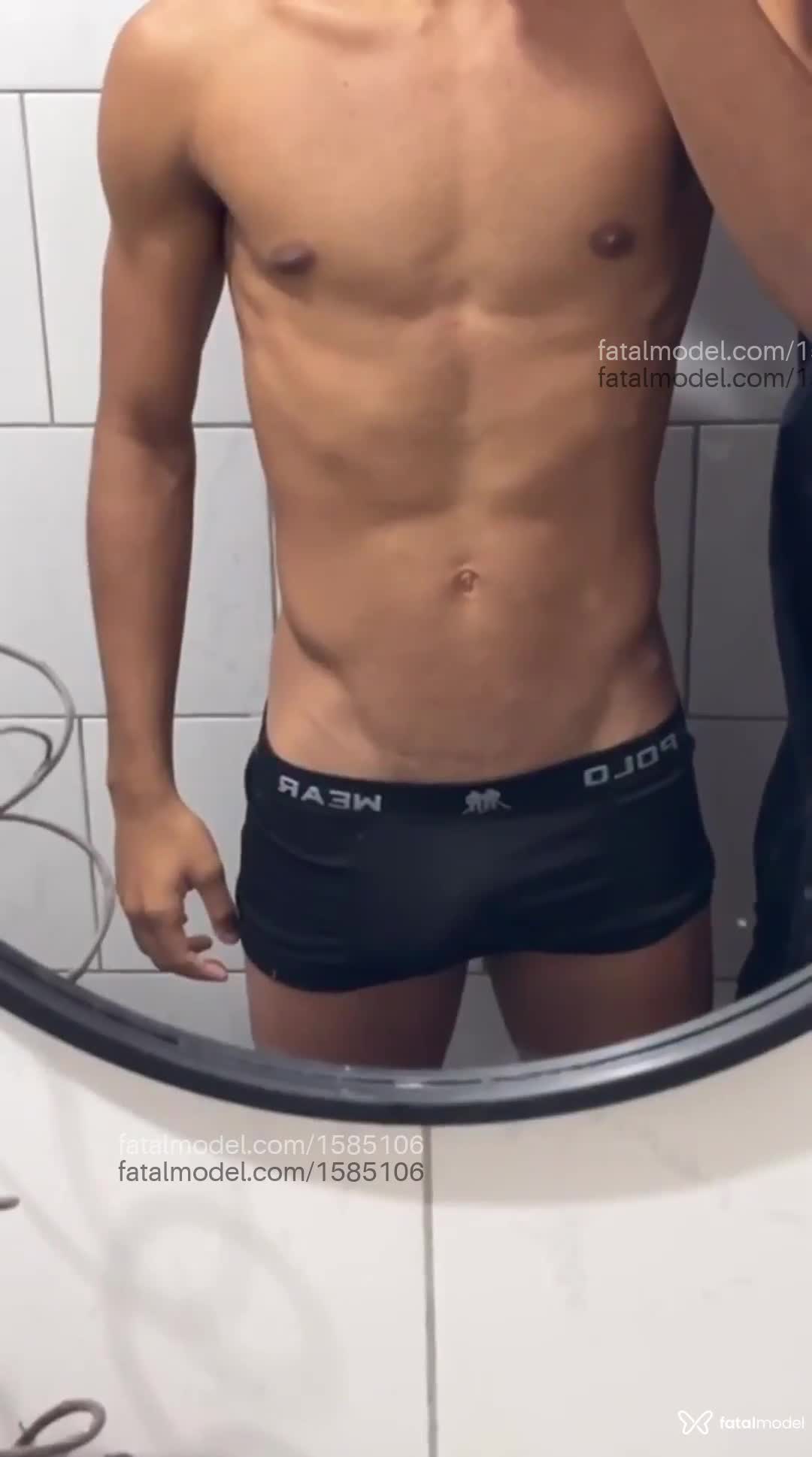 Acompanhante homem morena (o) de olhos castanhos em Cabo Frio Acompanhante homem morena (o) de olhos castanhos em Cabo Frio - Nego Jota