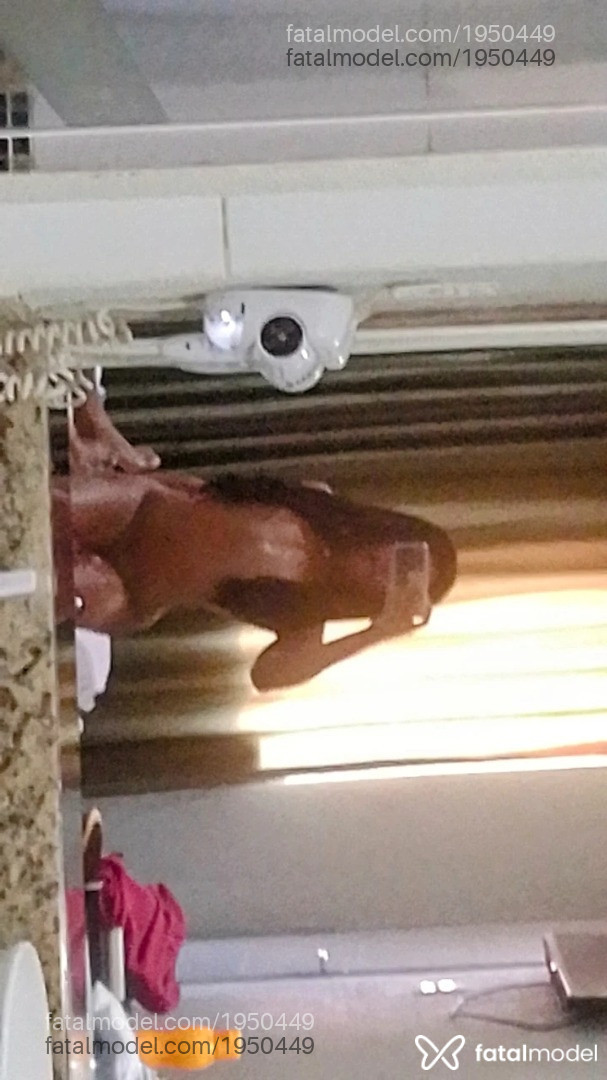 Acompanhante mulher trans com cabelo castanho de olhos castanhos em Campinas Acompanhante mulher trans com cabelo castanho de olhos castanhos em Campinas - Melu