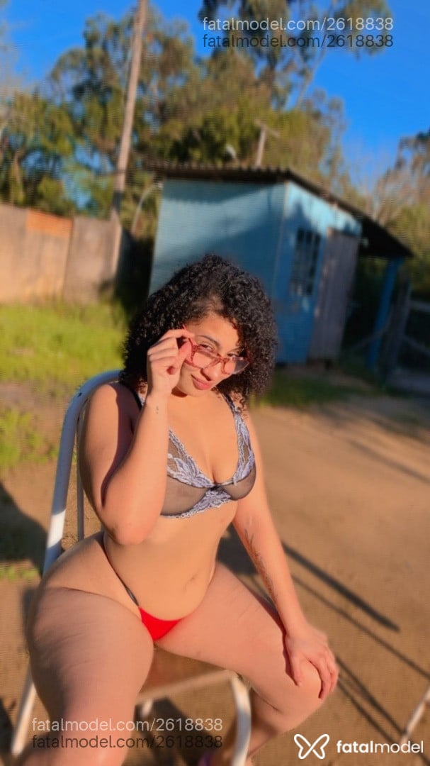 Acompanhante mulher morena (o) de olhos pretos em Viamão - Gabyzinhaa