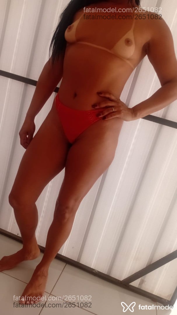 Acompanhante mulher morena (o) de olhos castanhos em Luís Eduardo Magalhães - Bruninha