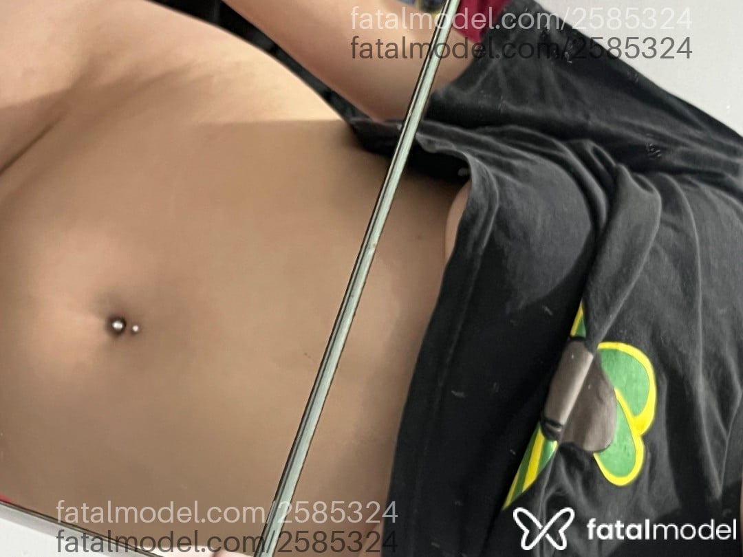 Acompanhante mulher com cabelo castanho de olhos castanhos em São Paulo - Juliana Baltar