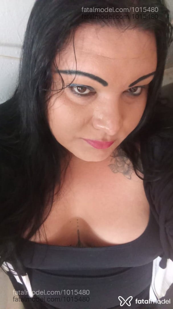 Acompanhante homem trans morena (o) de olhos castanhos em Novo Horizonte Acompanhante homem trans morena (o) de olhos castanhos em Novo Horizonte - Luana