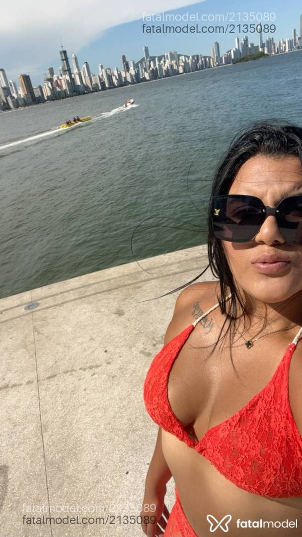 Acompanhante mulher morena (o) de olhos castanhos em Balneário Camboriú - Vero