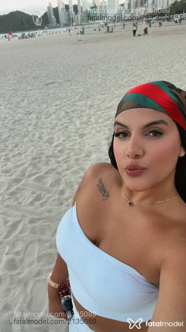 Acompanhante mulher morena (o) de olhos castanhos em Balneário Camboriú - Vero