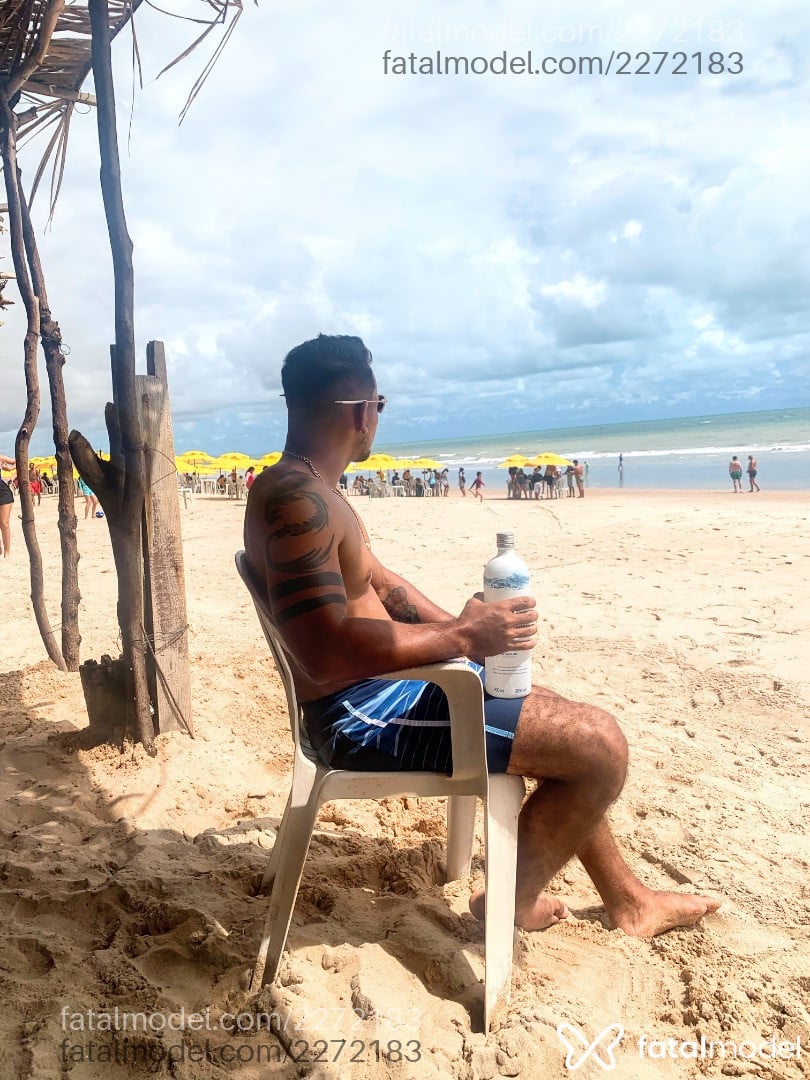 Acompanhante homem morena (o) de olhos castanhos em Juazeiro do Norte Acompanhante homem morena (o) de olhos castanhos em Juazeiro do Norte - Everton