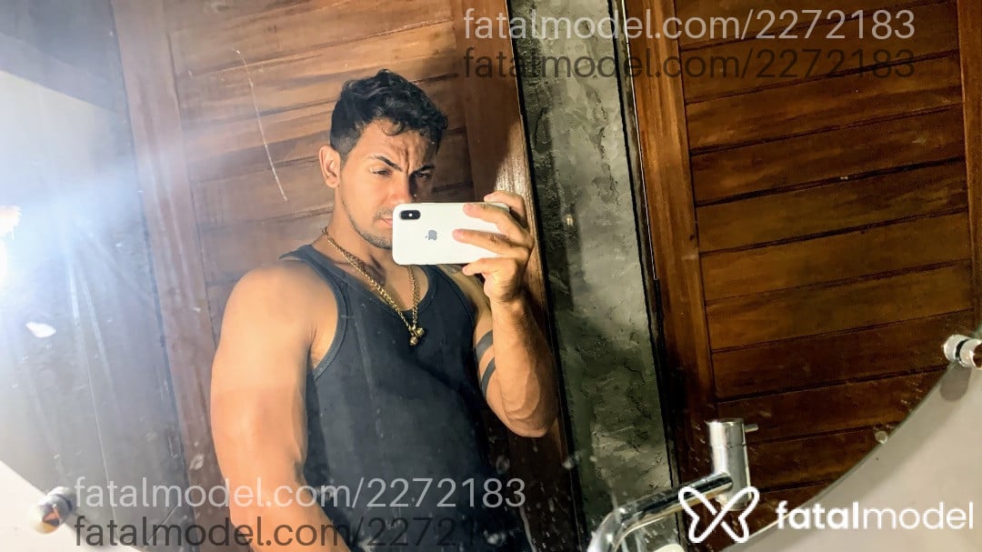 Acompanhante homem morena (o) de olhos castanhos em Juazeiro do Norte Acompanhante homem morena (o) de olhos castanhos em Juazeiro do Norte - Everton