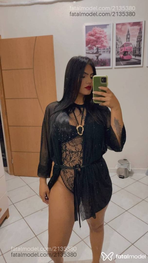 Acompanhante mulher morena (o) de olhos castanhos - Emilly Gurgel
