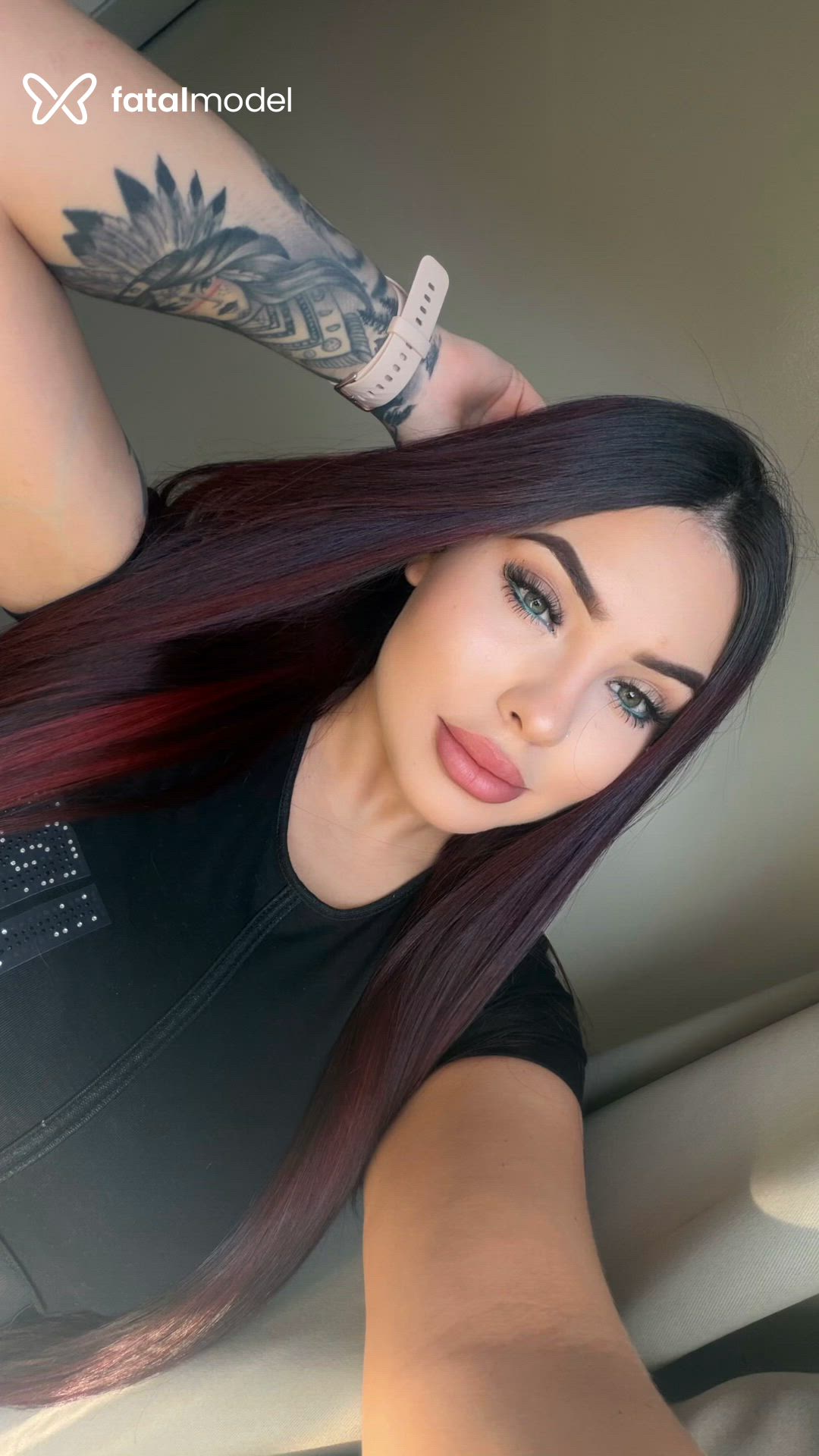 Acompanhante mulher ruiva (o) de olhos verdes - Larissa Nunes